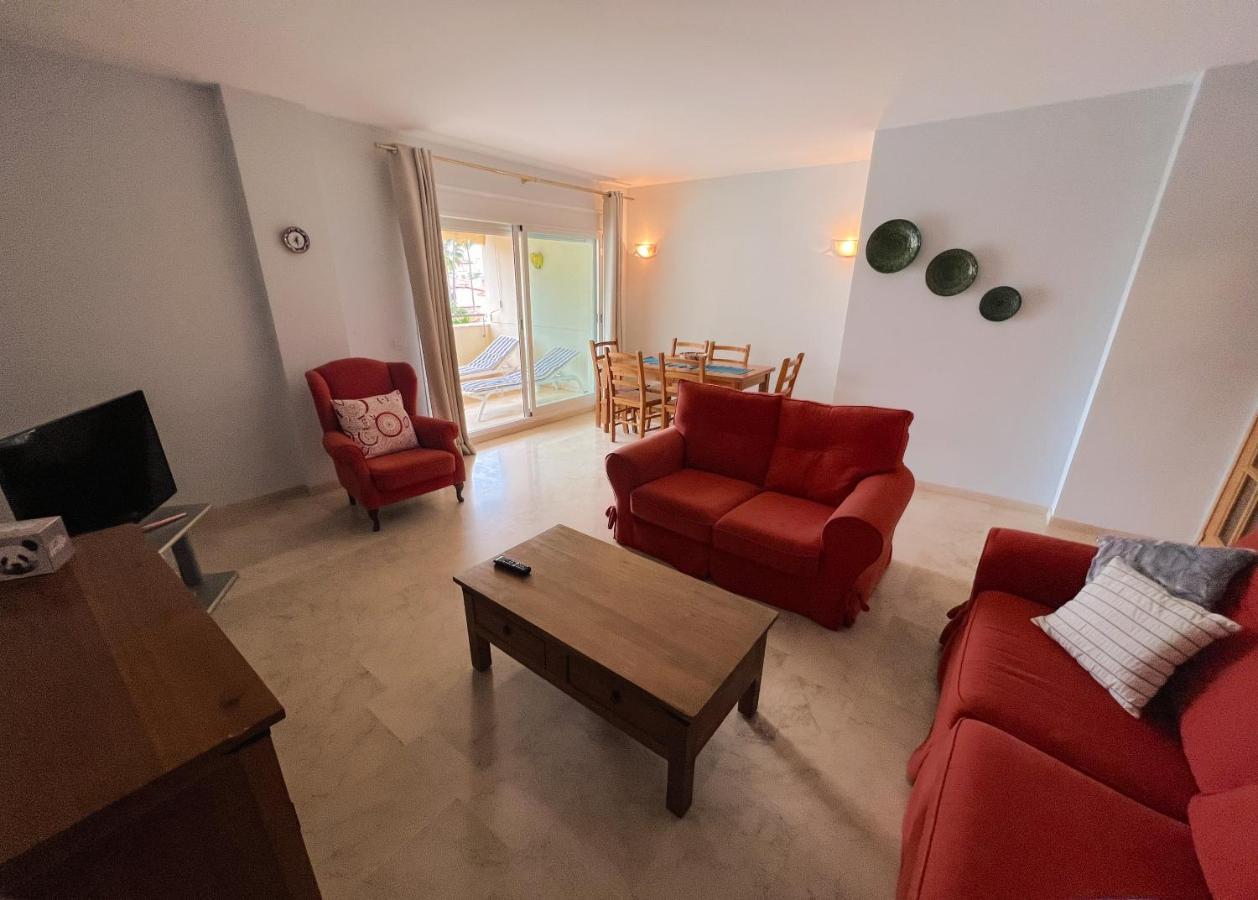 3 Bed Las Petunias, San Pedro Marbella Buitenkant foto